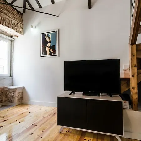 Casa Touriga 129 アパート